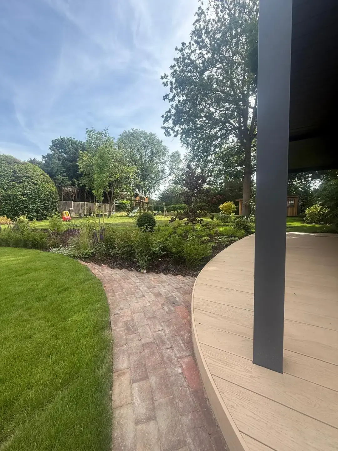 Timber decking Horsham, Surrey and Sussex