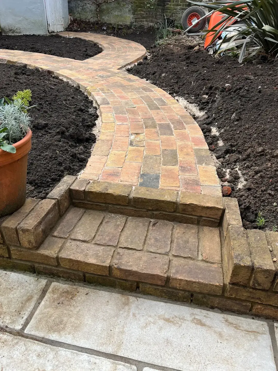 Garden walling